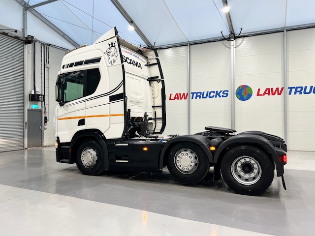 Scania R450 6×2 Midlift Tractor Unit