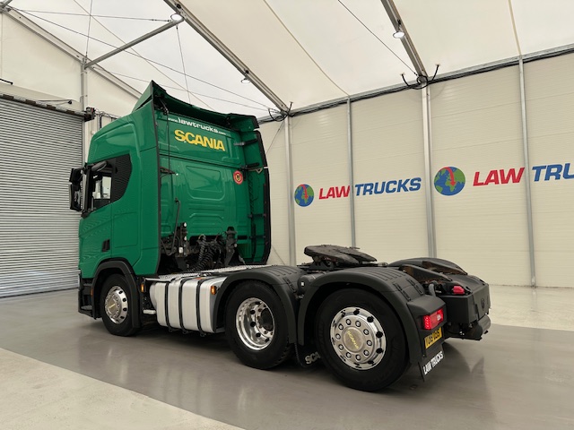Scania R450 6×2 Rear Lift Tractor Unit PTO