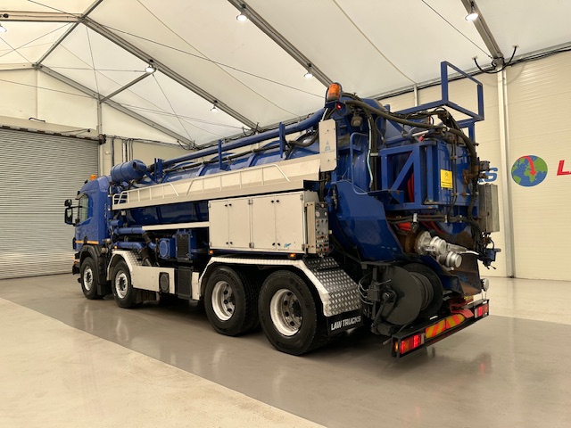 Scania P420 8×4 Sleeper Cab Vacuum Tanker