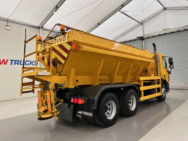 DAF CF75 310 6×4 Day Cab Gritter