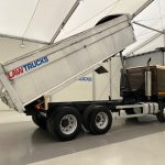 Volvo FM9 300 6×4 Sleeper Cab Tipper Manual - thumbnail