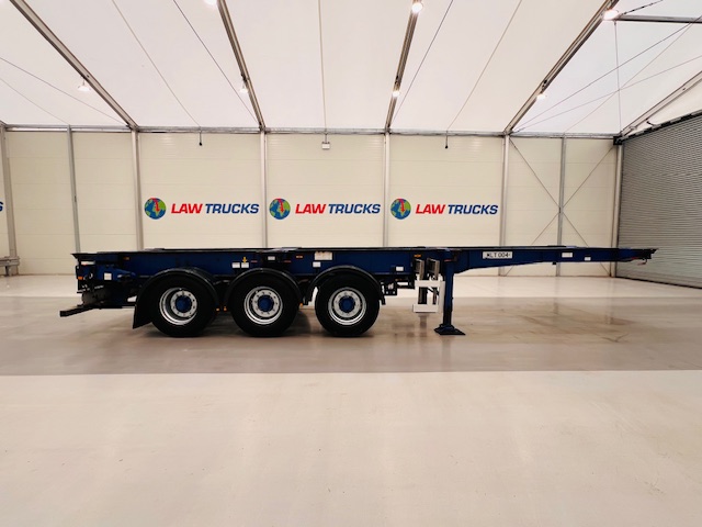 Montracon Tri Axle Sliding Skeletal Trailer BPW