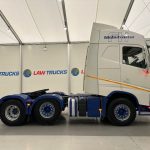 Volvo FH 500 Euro 5 6×2 Tractor Unit Safari Edition - thumbnail