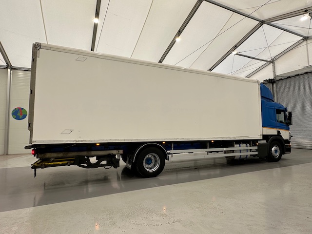 Scania P250 4×2 Sleeper Cab Fridge Box