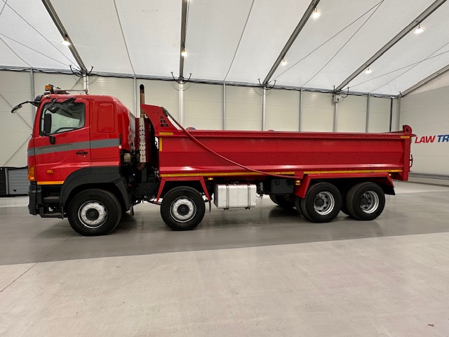 Hino 3241 700 8×4 Sleeper Cab Steel Tipper
