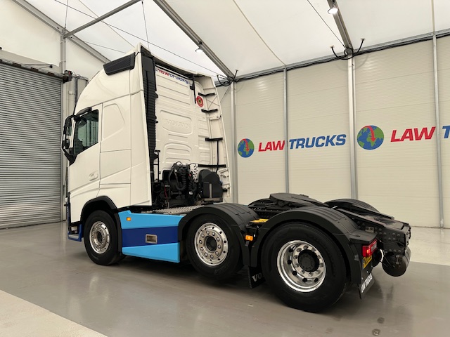Volvo FH 500 GTXL 6×2 Midlift Tractor Unit