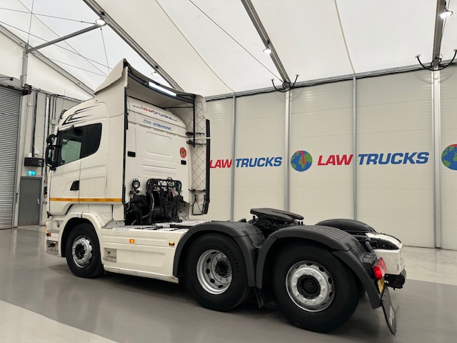Scania R450 6×2 Rear Lift Highline Tractor Unit PTO