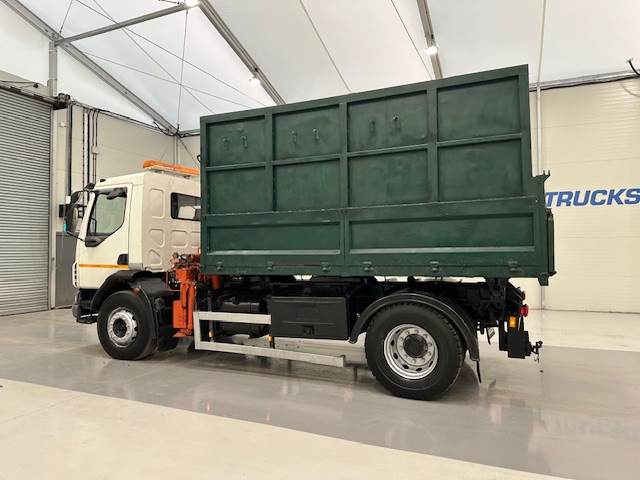 DAF LF55 220 4×2 Steel Tipper Grab Manual