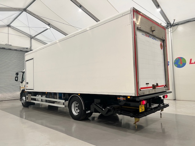 DAF LF 230 4×2 Day Cab Fridge Box