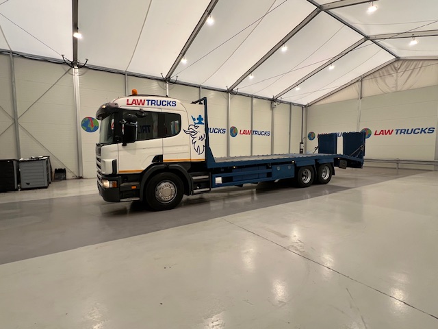 Scania 114 340 6×2 Sleeper Cab Beavertail