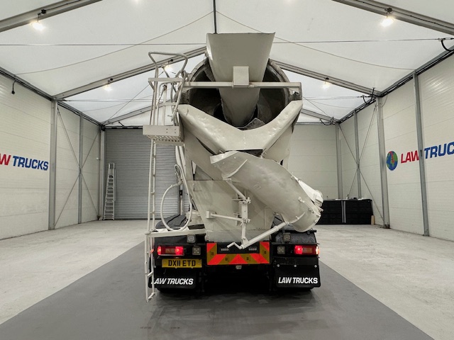Volvo FM 330 6×4 Day Cab Cement Mixer