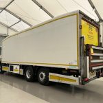 Mercedes Antos 2532 6×2 Rear Lift Day Cab Fridge Box - thumbnail