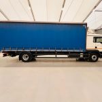 MAN TGM 18.250 Sleeper Cab Curtainsider - thumbnail