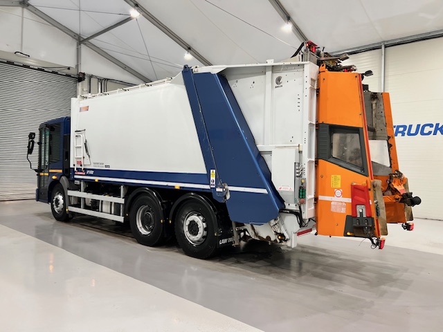 Mercedes Econic 2630 6×2 Refuse Bin Lorry