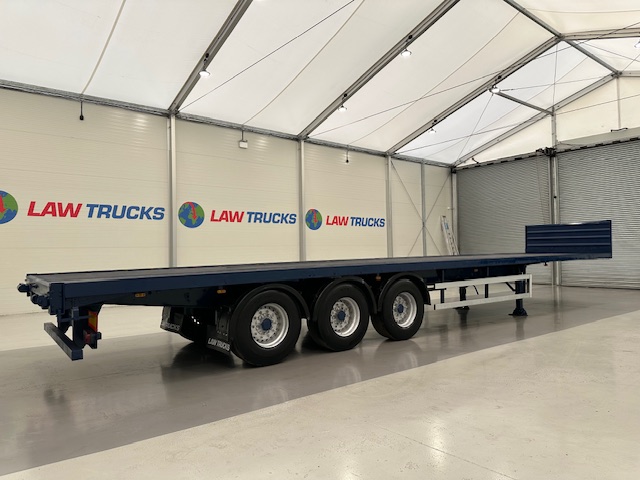 Concept Tri Axle Flatbed Trailer