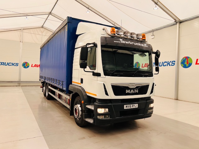 MAN TGS 26.340 6×2 Rear Steer Curtainsider