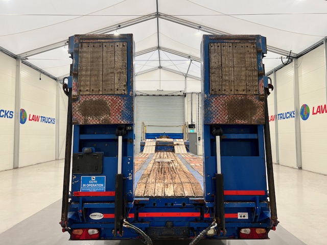 Kassbohrer Tri Axle Machinery Carrier Lowloader