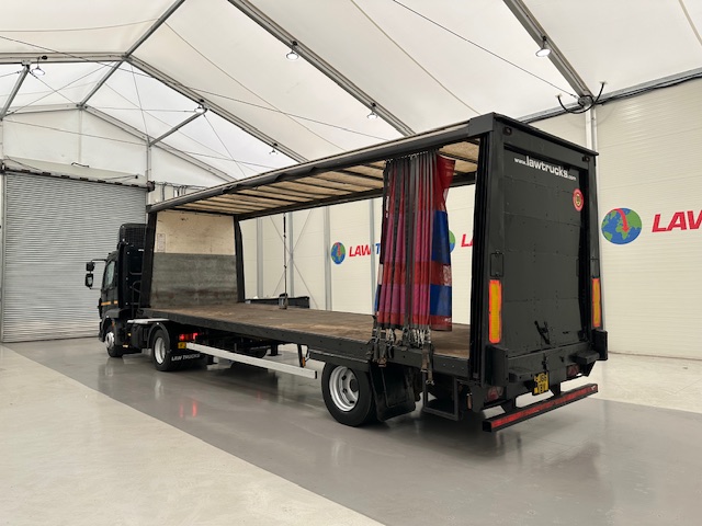 DAF LF 260 4×2 Urban Tractor Unit Trailer