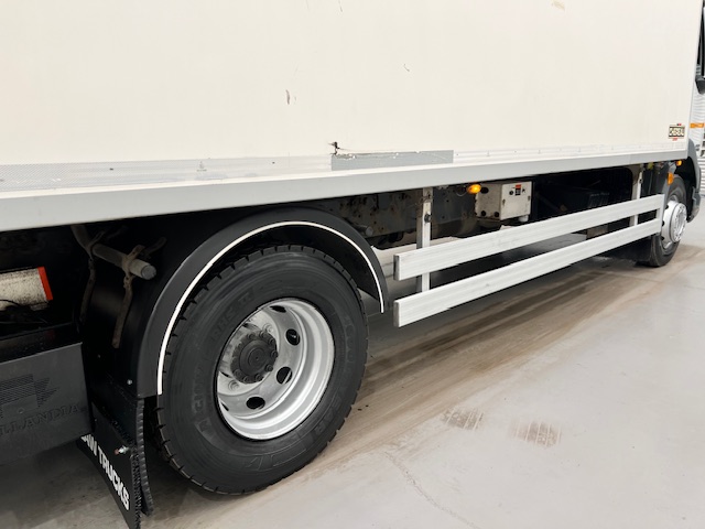 DAF LF55 220 Day Cab Fridge Box