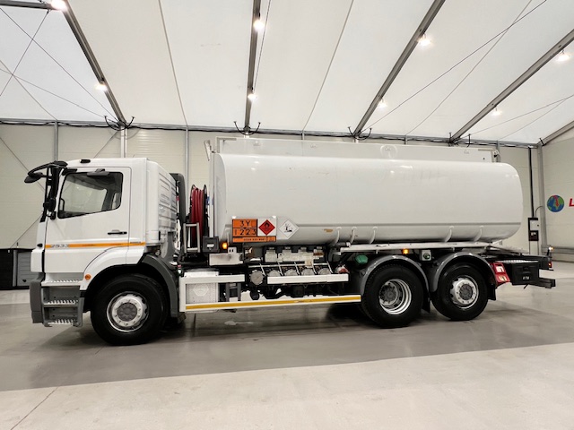 Mercedes Axor 2533 6×2 20000 Litre Tanker