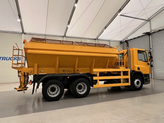 DAF CF75 310 6×4 Day Cab Gritter