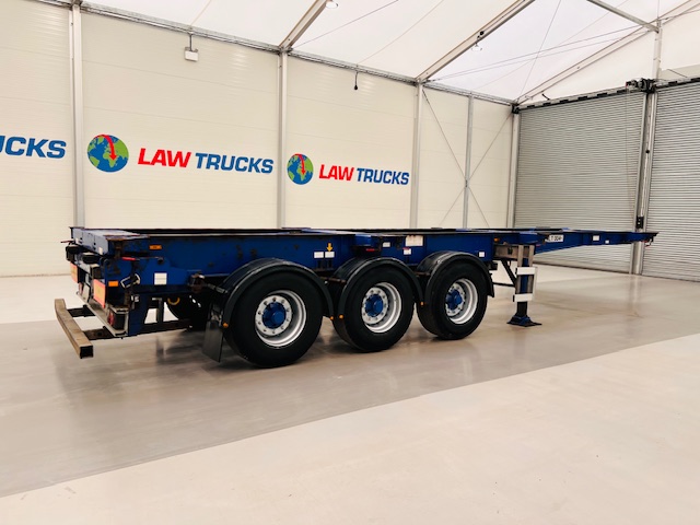Montracon Tri Axle Sliding Skeletal Trailer BPW
