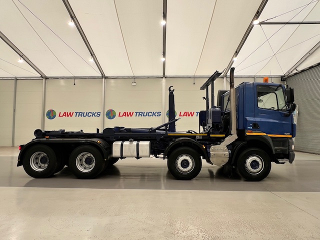 DAF CF85 360 8×4 Day Cab Hookloader