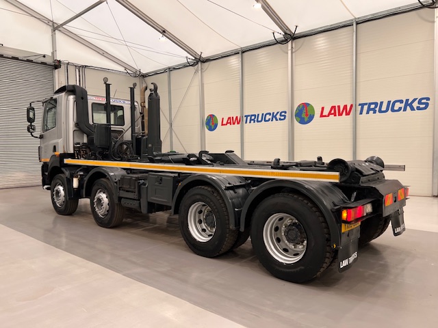 DAF CF85 410 8×4 Day Cab Hookloader Manual