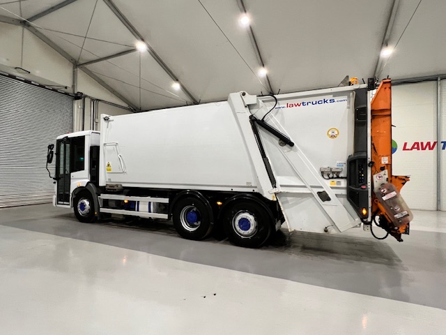 Mercedes Econic 2630 6×2 Refuse Bin Lorry