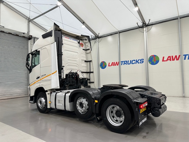 Volvo FH 500 6×2 Midlift Tractor Unit