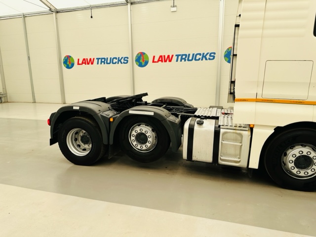MAN TGX 26.440 6×2 Midlift Tractor Unit