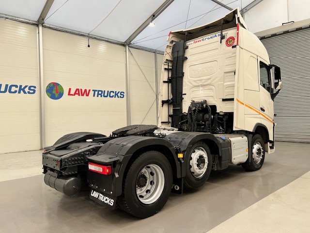Volvo FH 460 6×2 Midlift Tractor Unit