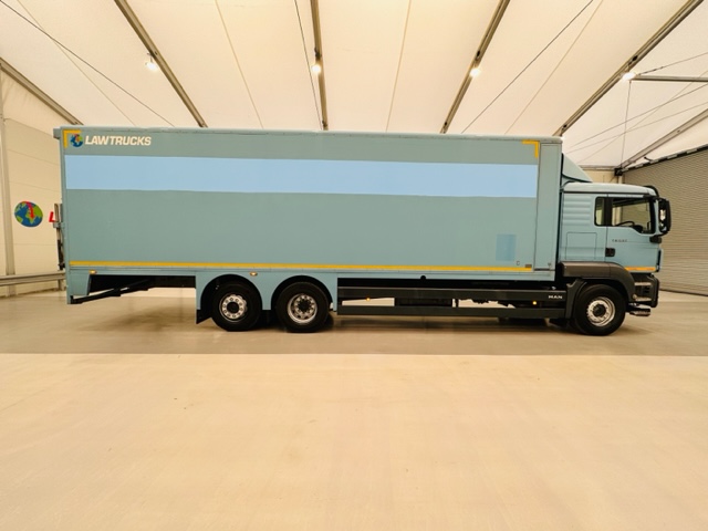 MAN TGS 26.360 6×2 Sleeper Cab Box Van