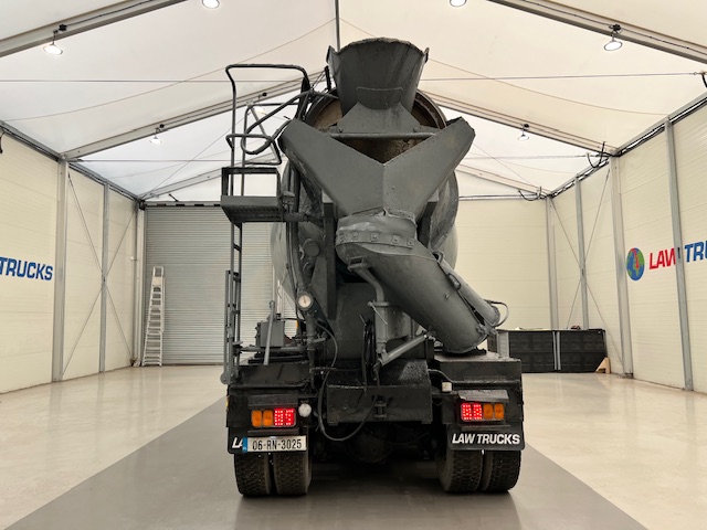 Hino 700 3241 8×4 Cement Mixer