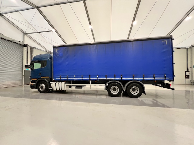 Scania G440 6×2 10 Tyre Sleeper Cab Curtainsider