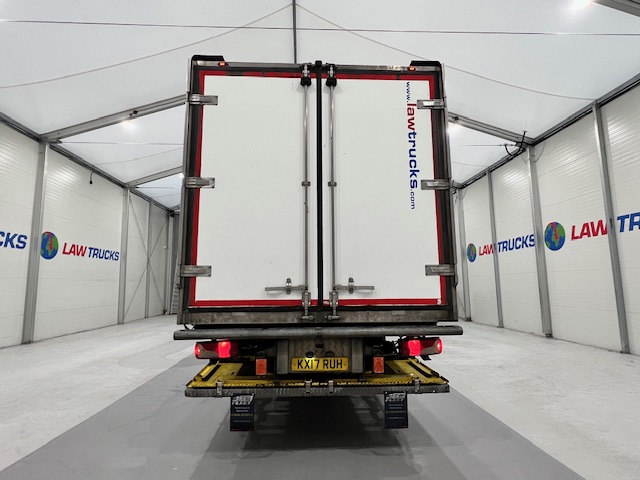Scania P250 4×2 Sleeper Cab Fridge Box