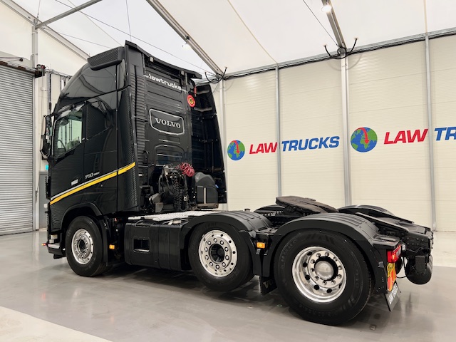 Volvo FH16 750 6×2 Midlift Tractor Unit