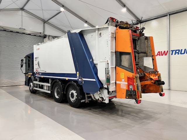 Mercedes Econic 2630 6×2 Refuse Bin Lorry
