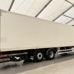 Mercedes Actros 2532 6×2 Rear Lift Day Cab Fridge Box - thumbnail