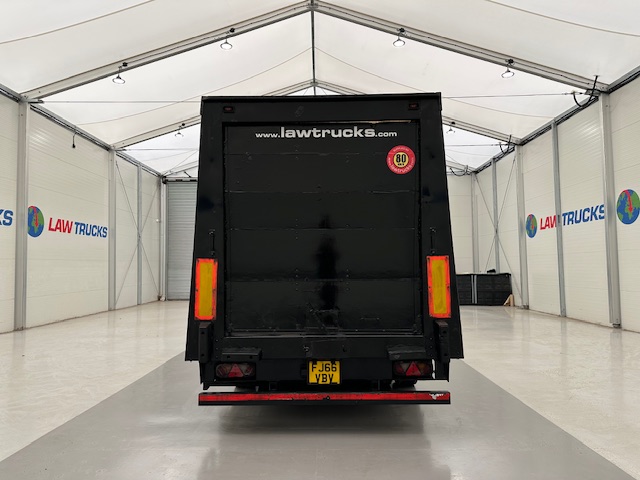 DAF LF 260 4×2 Urban Tractor Unit Trailer