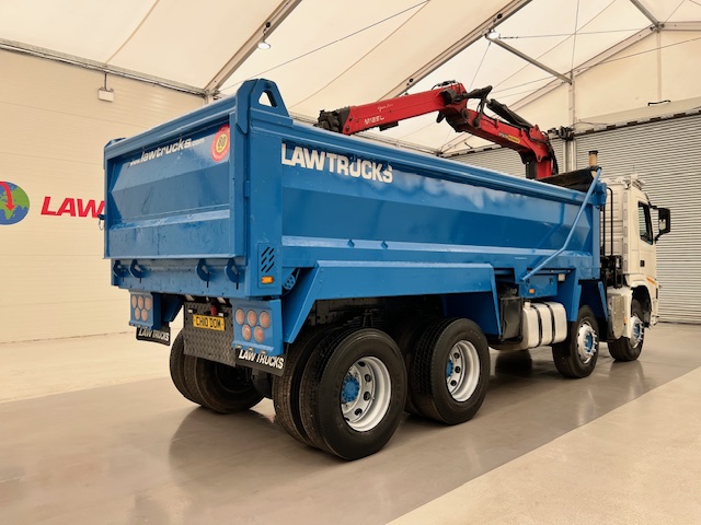 Volvo FM 460 8×4 Steel Tipper Grab