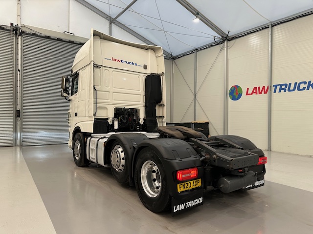 DAF XF 530 6×2 Midlift Tractor Unit