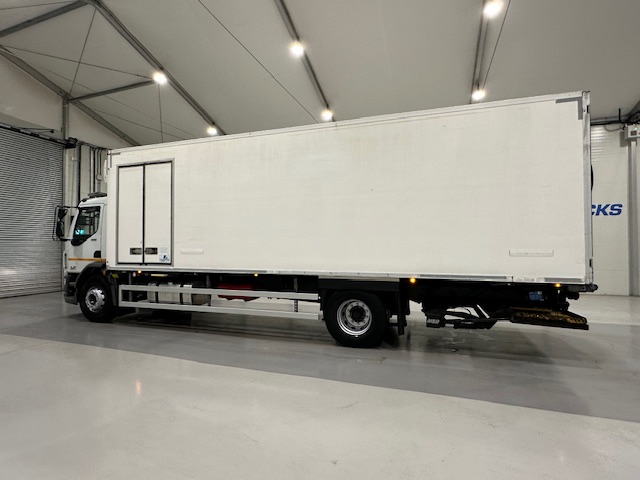 DAF LF 220 Day Cab Fridge Box