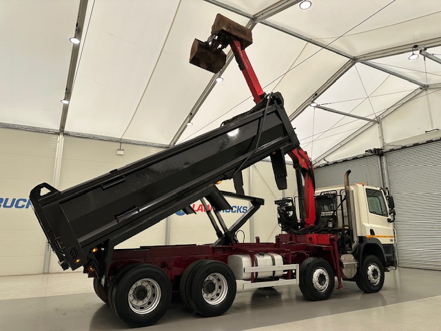DAF CF85 410 8×4 Day Cab Steel Tipper Grab