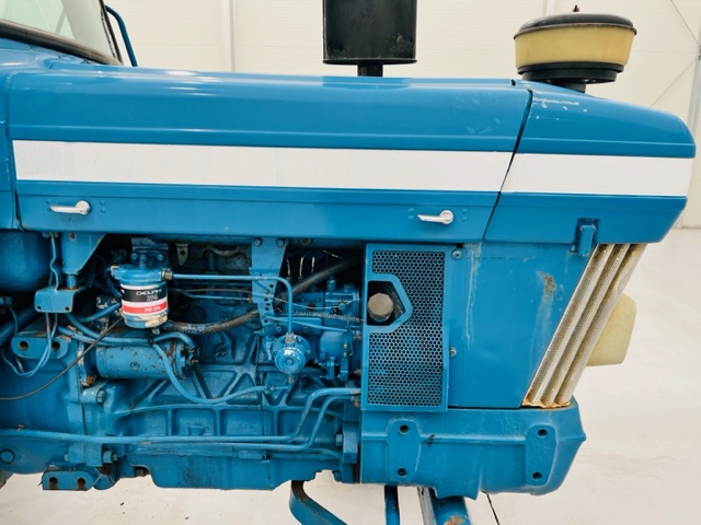 Ford 7610 Tractor