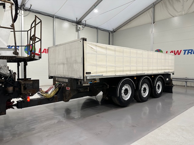 Volvo FM 450 Dropside Brick Grab Drawbar