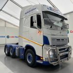 Volvo FH 500 Euro 5 6×2 Tractor Unit Safari Edition - thumbnail