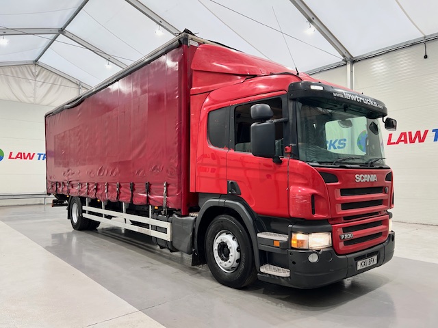 Scania P230 4×2 Sleeper Cab Curtainsider