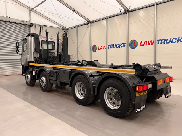 DAF CF85 410 8×4 Day Cab Hookloader Manual