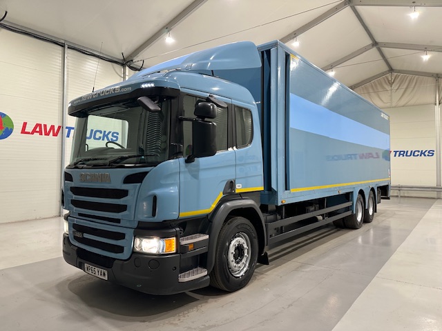 Scania P320 6×2 10 Tyre Rear Lift Insulated Box Van